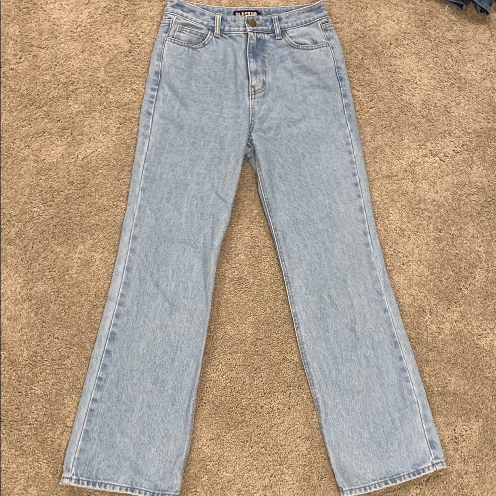 Light blue Jeans!